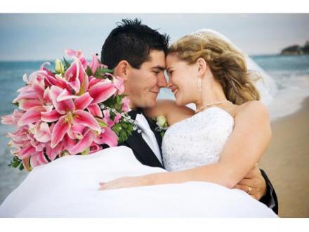 Creating Magical Moments - Vikki Speller - Civil Marriage Celebrant
