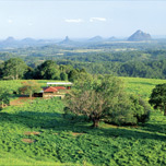 Glass House Mountains from Maleny - Picture Tour